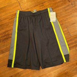 C9 athletic shorts with compression shorts